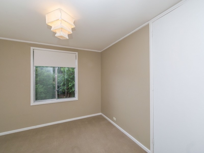 6 Sturgess Place, Weston ACT 2611