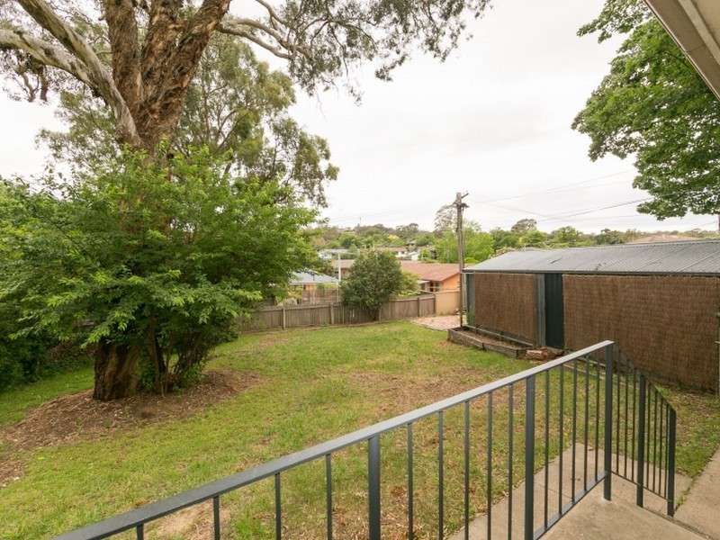 6 Sturgess Place, Weston ACT 2611