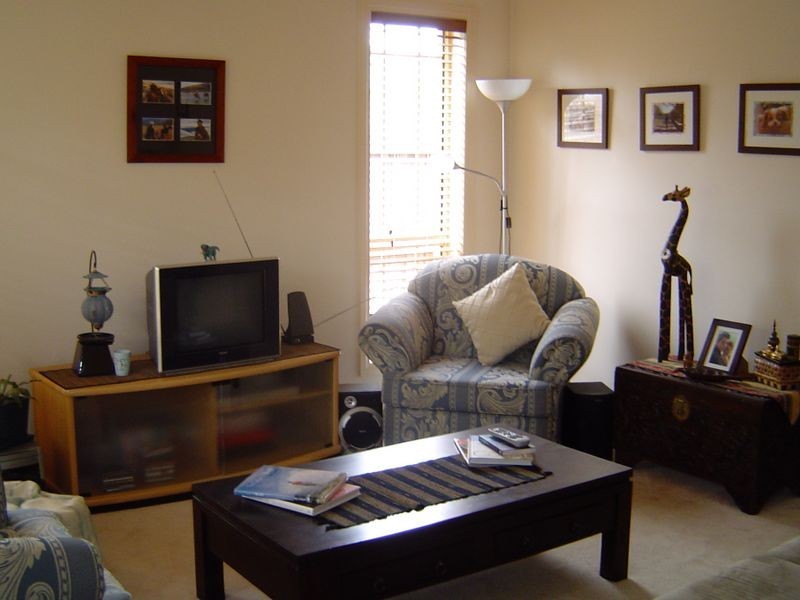 2/28 Whitford Place, Conder ACT 2906