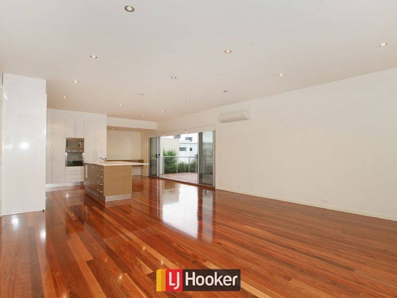 17 Rawson Street, Deakin ACT 2600