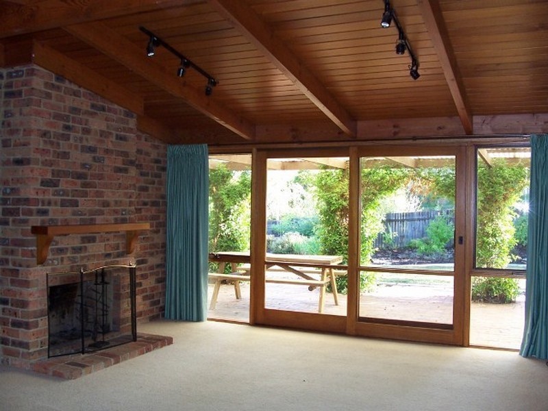 12 Bromby Street, Isaacs ACT 2607
