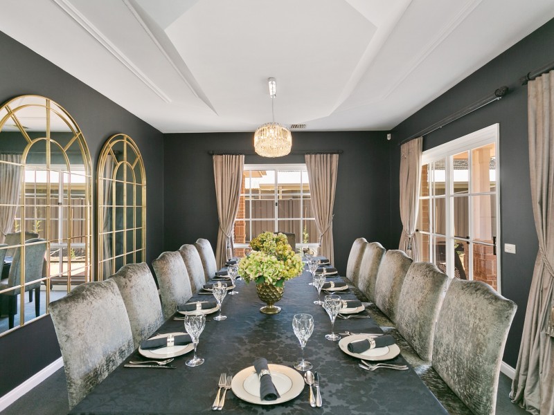 4 Lakeview Gardens, Jerrabomberra NSW 2619