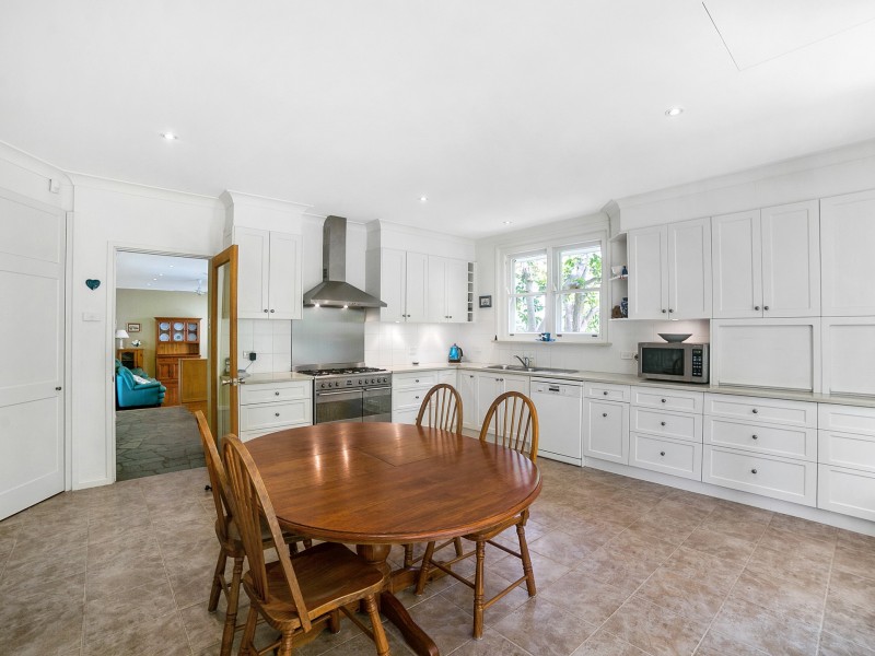 2 Hunter Street, Yarralumla ACT 2600