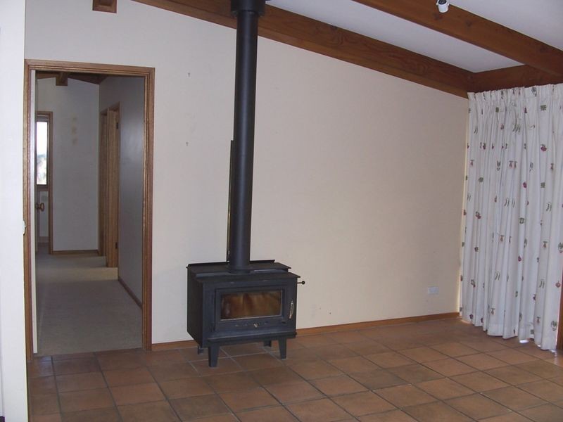 12 Bromby Street, Isaacs ACT 2607