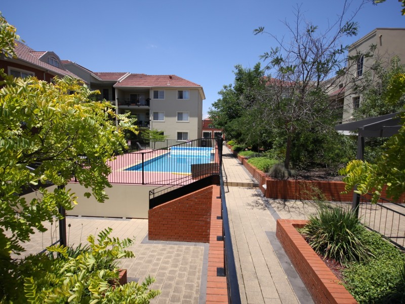 37/7 Empire Circuit, Forrest ACT 2603