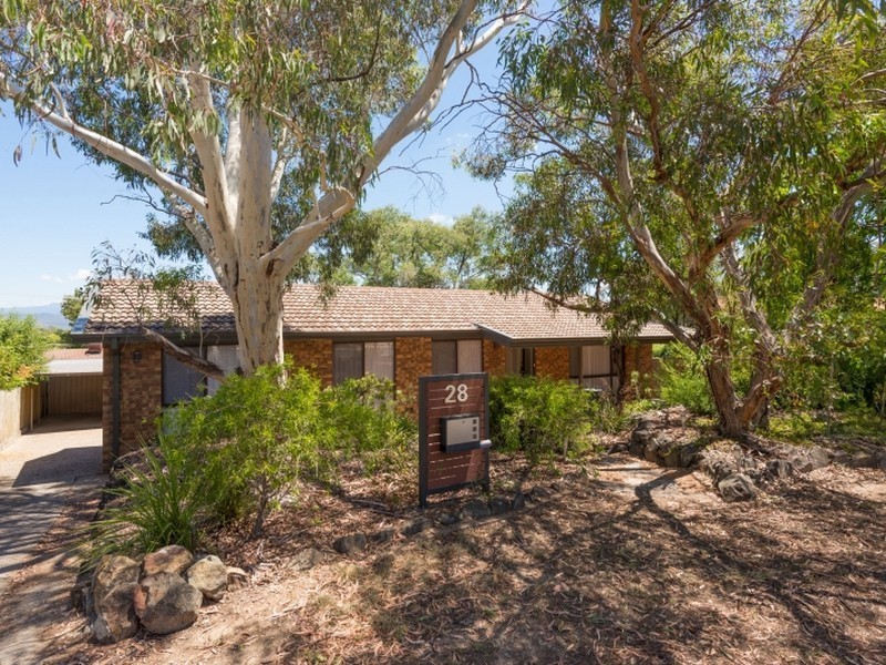 28 Baskerville Street, Chisholm ACT 2905