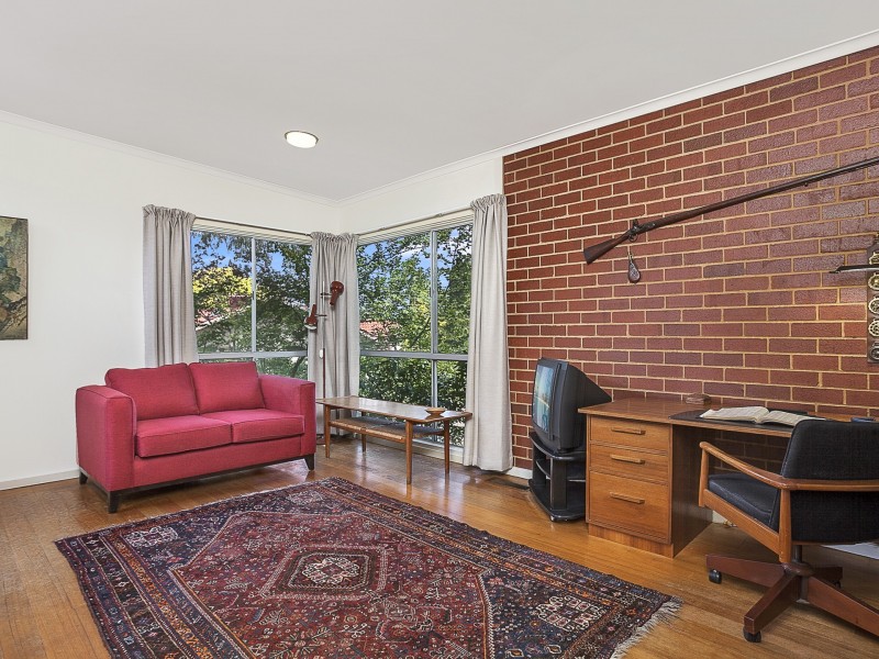 14 Tudor Place, Hughes ACT 2605