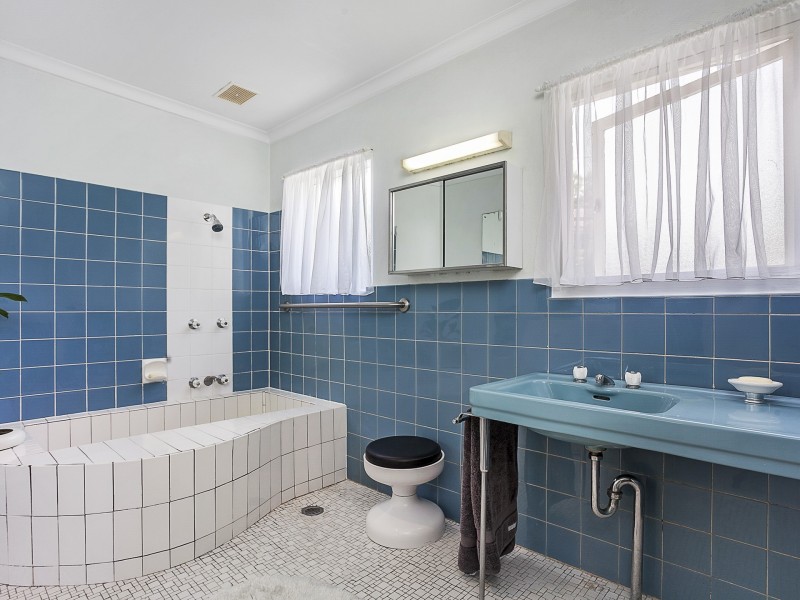 14 Tudor Place, Hughes ACT 2605