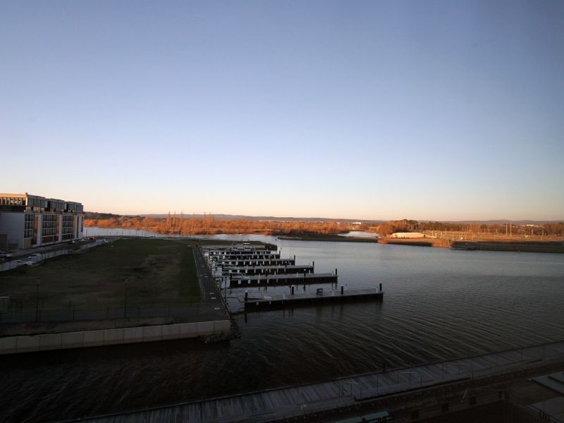 13/27 Eastlake Parade, Kingston ACT 2604