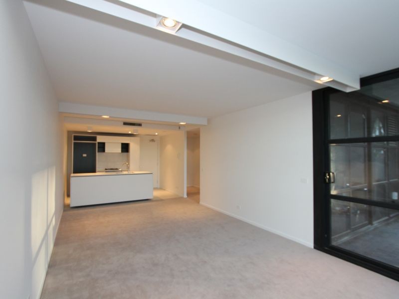 13/27 Eastlake Parade, Kingston ACT 2604