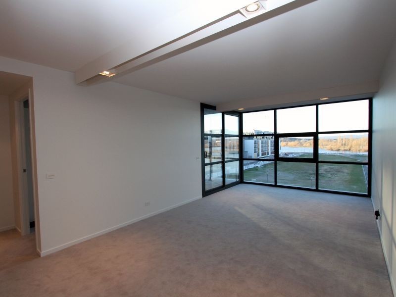 13/27 Eastlake Parade, Kingston ACT 2604