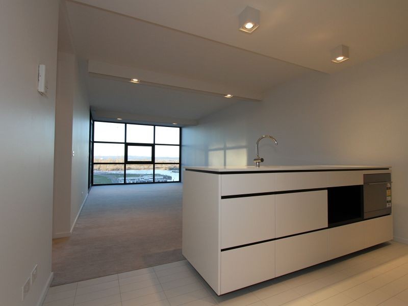 13/27 Eastlake Parade, Kingston ACT 2604