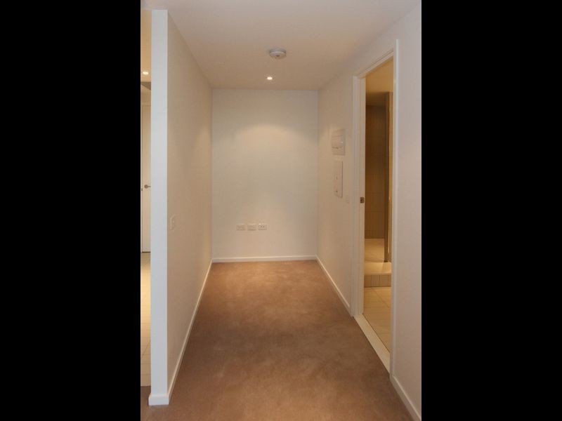 13/27 Eastlake Parade, Kingston ACT 2604