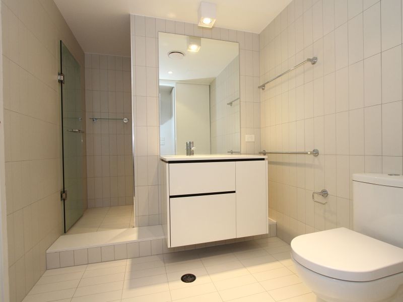 13/27 Eastlake Parade, Kingston ACT 2604