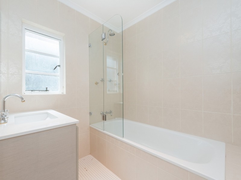 9 Evans Crescent, Griffith ACT 2603