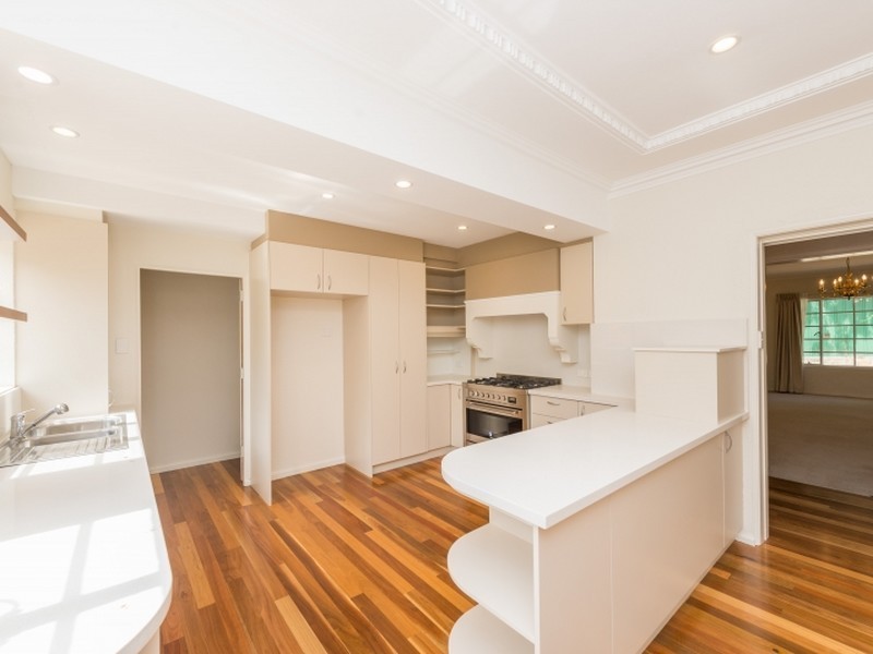 9 Evans Crescent, Griffith ACT 2603