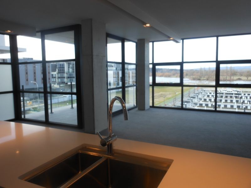 12/29 Eastlake Parade, Kingston ACT 2604