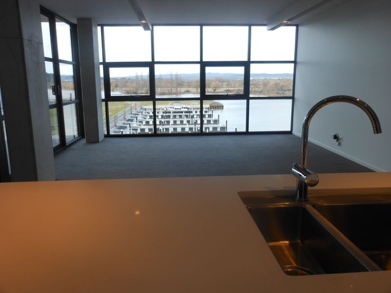 12/29 Eastlake Parade, Kingston ACT 2604