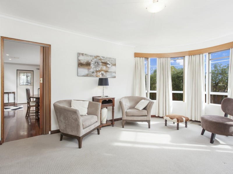 74 Captain Cook Crescent, Griffith ACT 2603