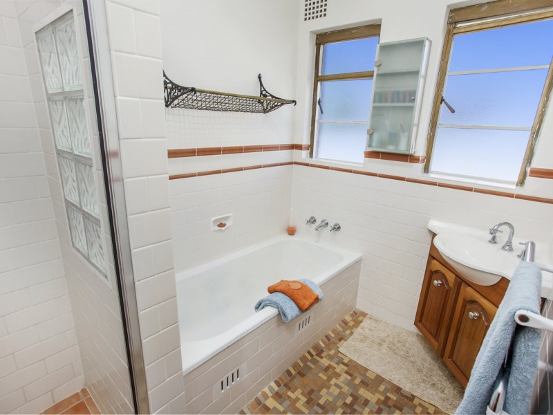 74 Captain Cook Crescent, Griffith ACT 2603