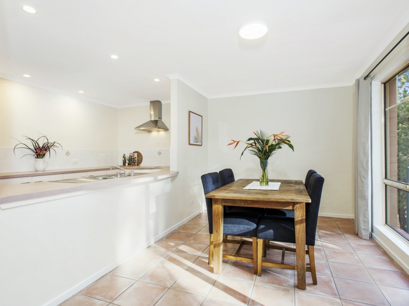 11/10 Tank Street, Phillip ACT 2606