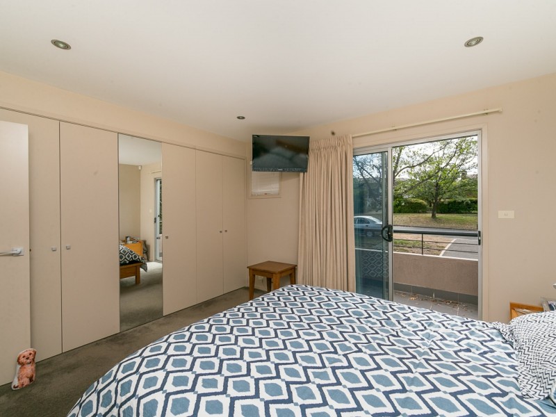 10 Fergusson Crescent, Deakin ACT 2600