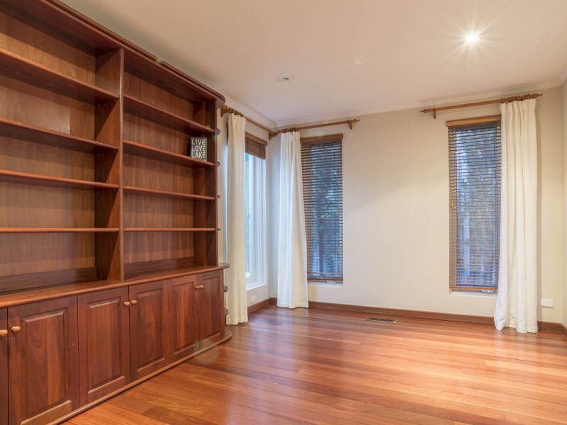 16 Brown Street, Yarralumla ACT 2600