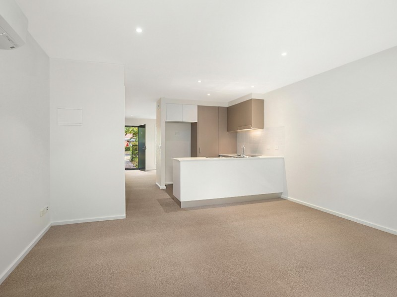 4/2 Archibald Street, Lyneham ACT 2602