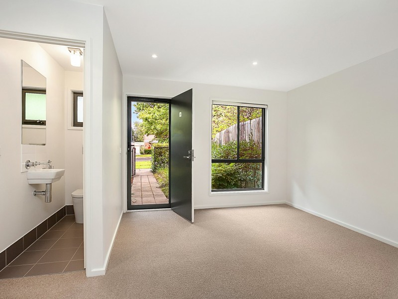 4/2 Archibald Street, Lyneham ACT 2602