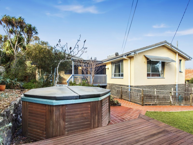 122 Launceston Street, Lyons ACT 2606