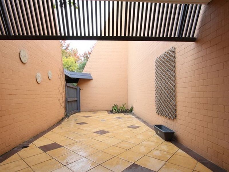 4/6 Howitt Street, Kingston ACT 2604