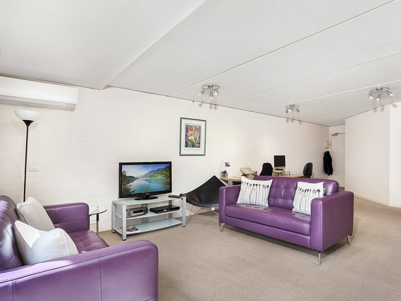 27/18 Currie Crescent, Kingston ACT 2604