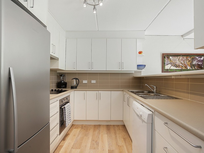 27/18 Currie Crescent, Kingston ACT 2604