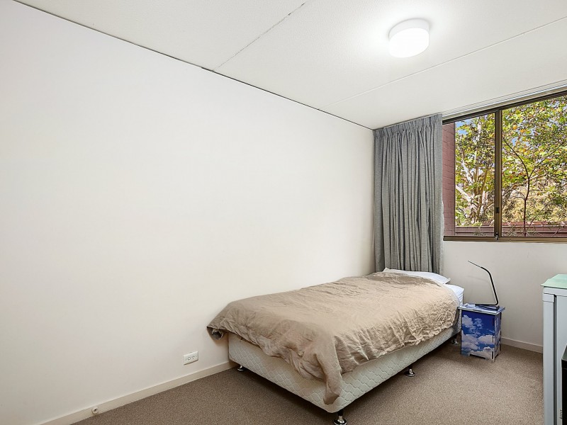 27/18 Currie Crescent, Kingston ACT 2604