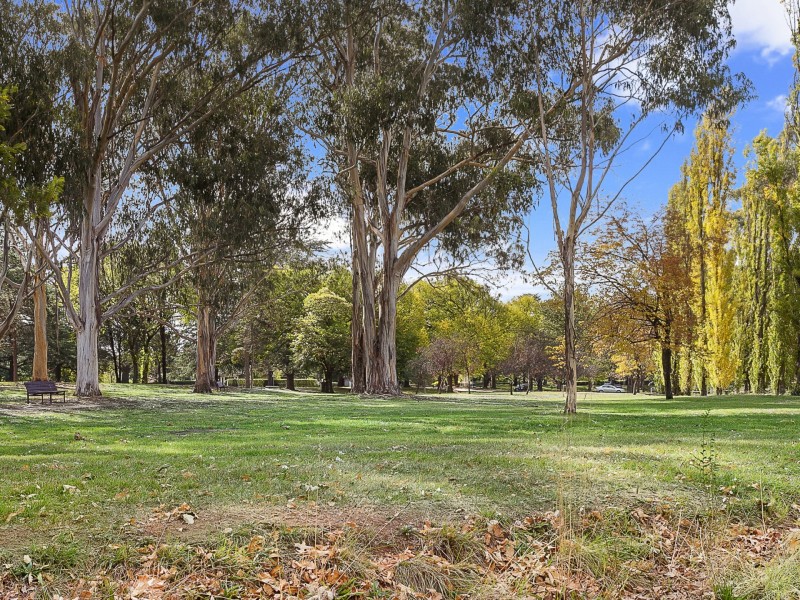 27/18 Currie Crescent, Kingston ACT 2604