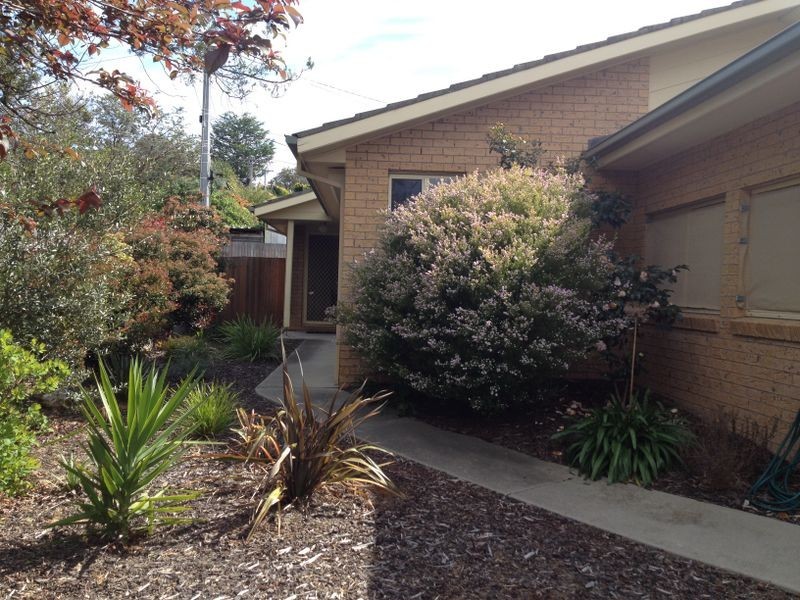 2B Dennes Place, Lyons ACT 2606