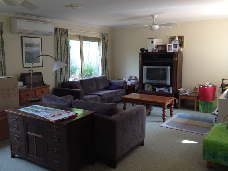 2B Dennes Place, Lyons ACT 2606