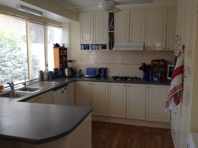 2B Dennes Place, Lyons ACT 2606