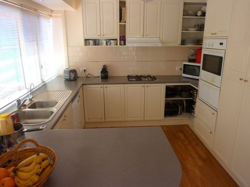 2B Dennes Place, Lyons ACT 2606