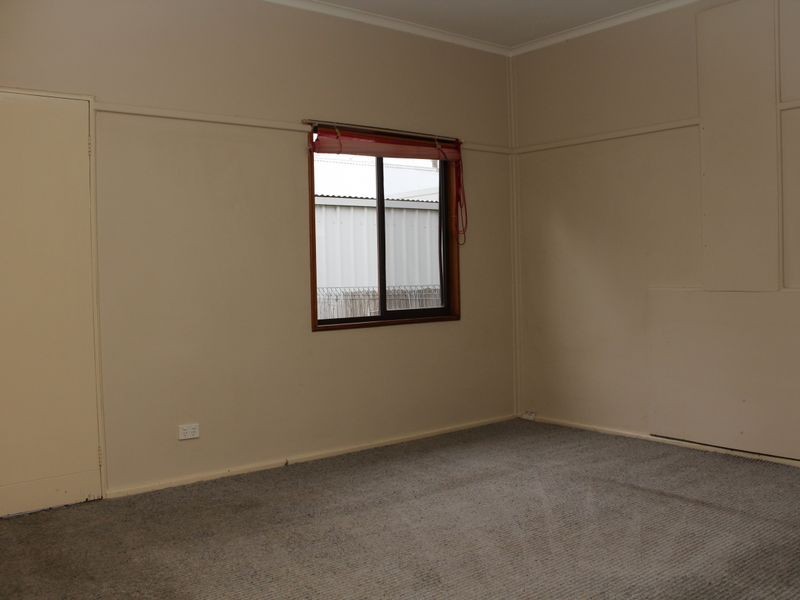 38 Bungonia Street, Narrabundah ACT 2604