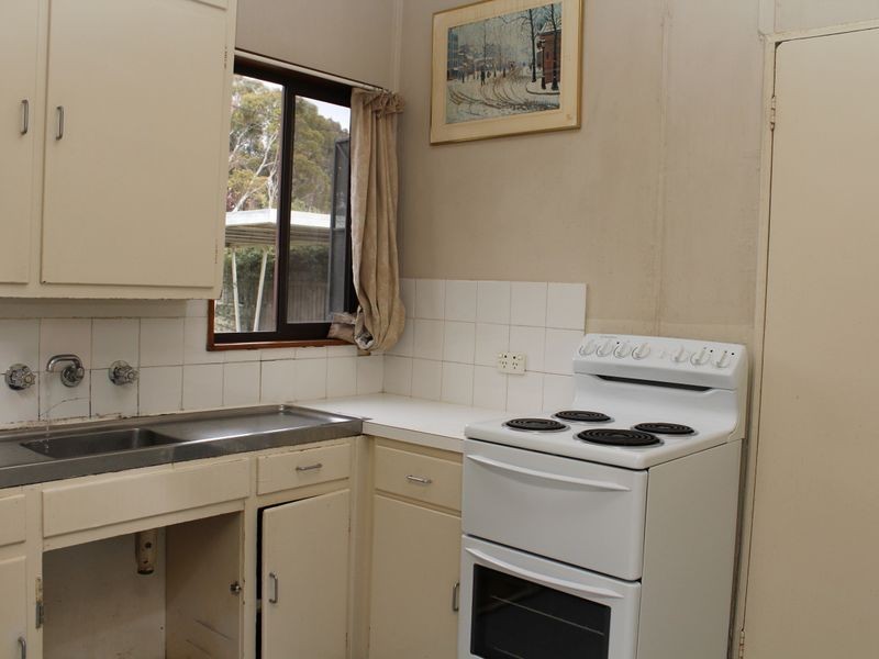 38 Bungonia Street, Narrabundah ACT 2604