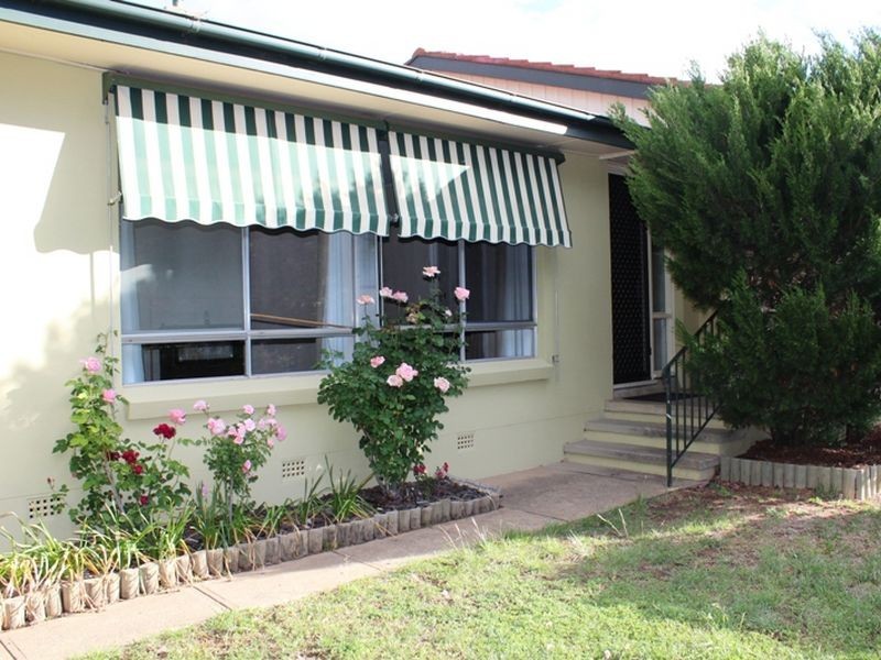 3 Mertz Place, Mawson ACT 2607