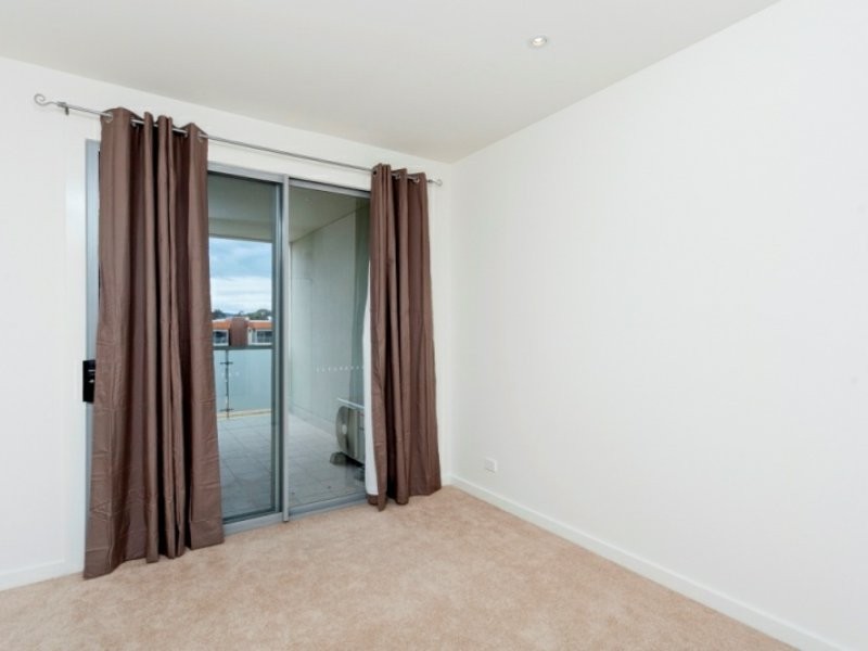 100/227 Flemington Road, Franklin ACT 2913