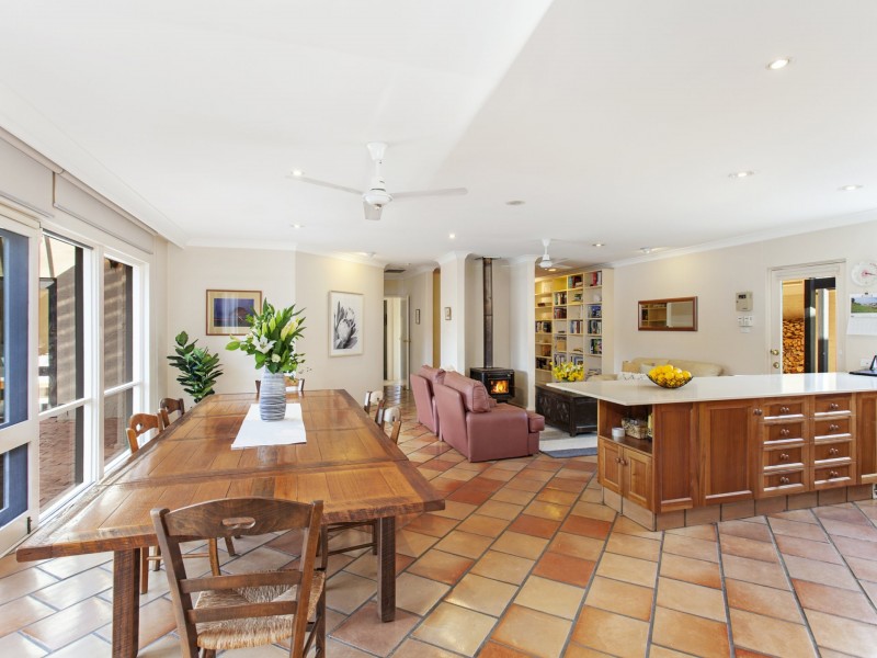 4 Hutt Street, Yarralumla ACT 2600