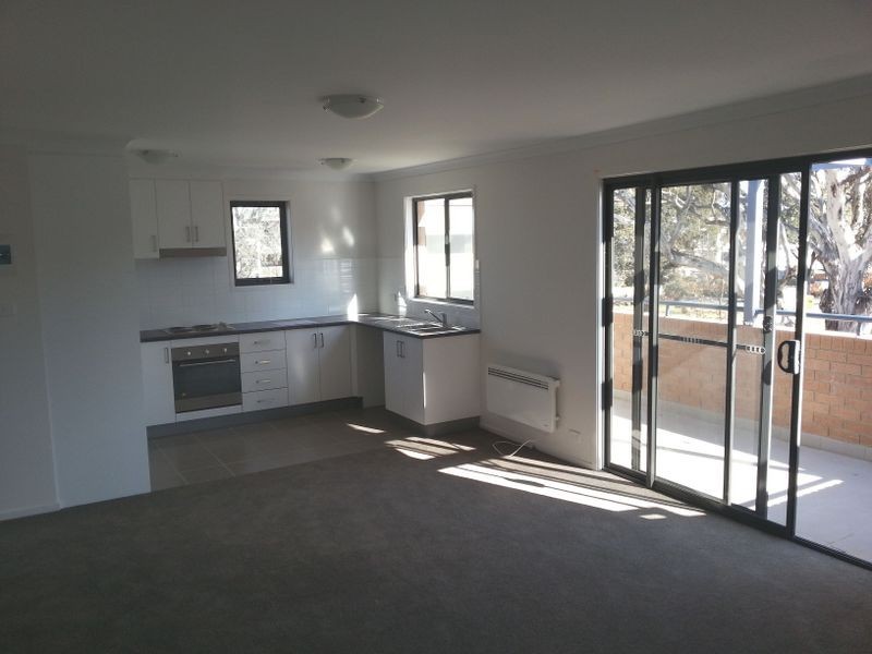 8/27 Whitmore Crescent, Watson ACT 2602