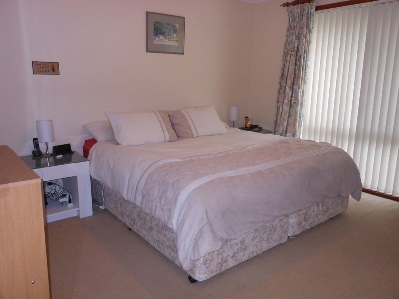 2/88 Julia Flynn Avenue, Isaacs ACT 2607