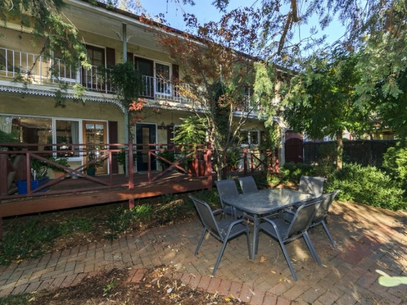 135 Monaro Crescent, Red Hill ACT 2603