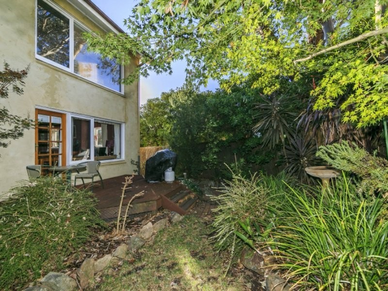 135 Monaro Crescent, Red Hill ACT 2603