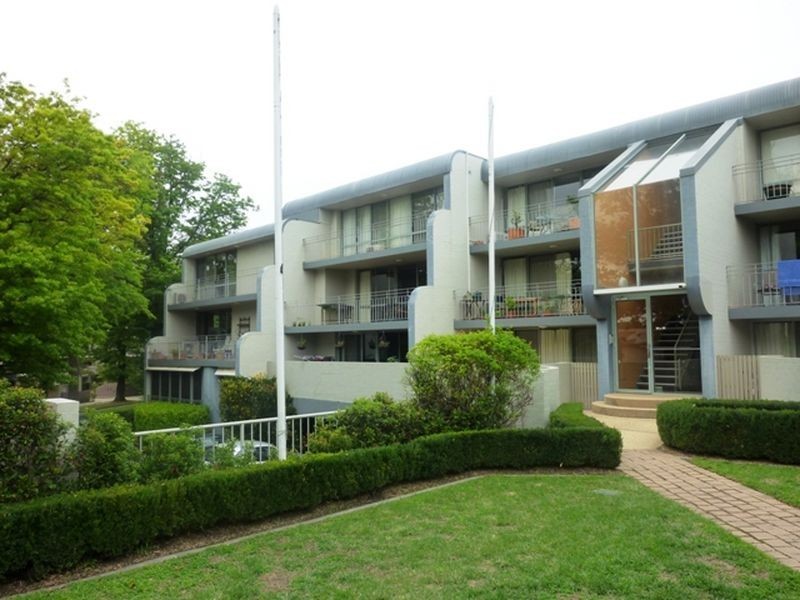 35/12 Howitt Street, Kingston ACT 2604