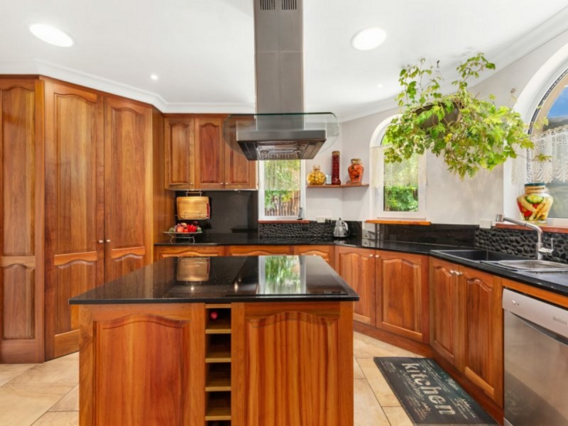 102 Monaro Crescent, Red Hill ACT 2603